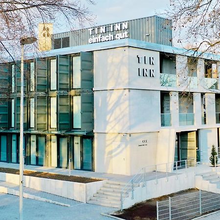 Tin Inn - Hueckelhoven - Das Hotel Aus Hochwertig Ausgebauten Ueberseecontainern Dış mekan fotoğraf